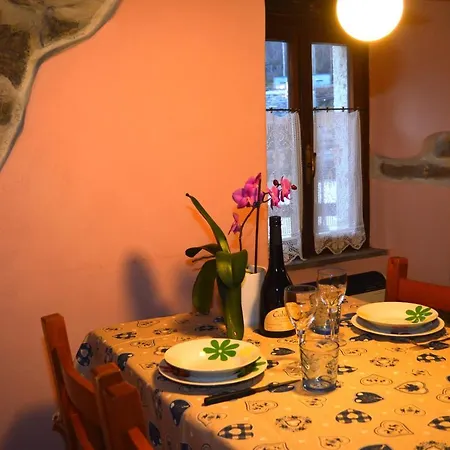 Semesterbostad Casa Della Nonna Antronapiana